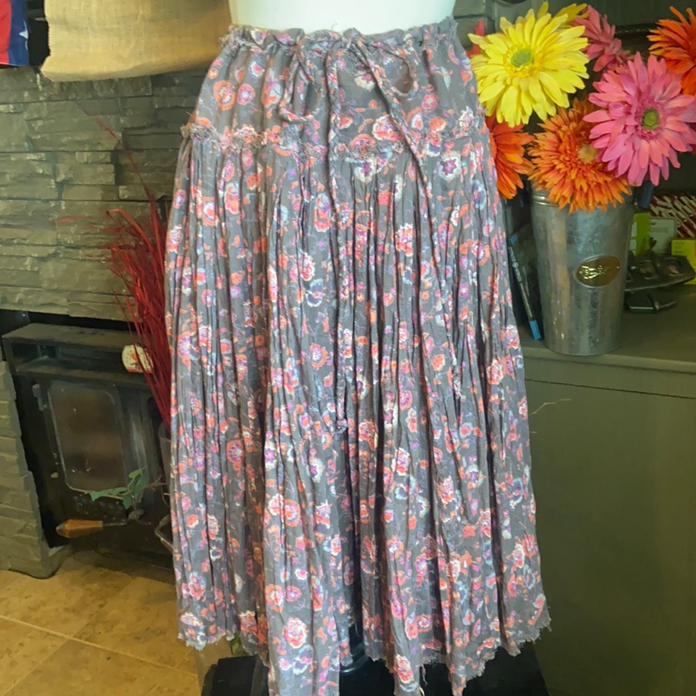 New without tags full a line American Eagle country skirt size small